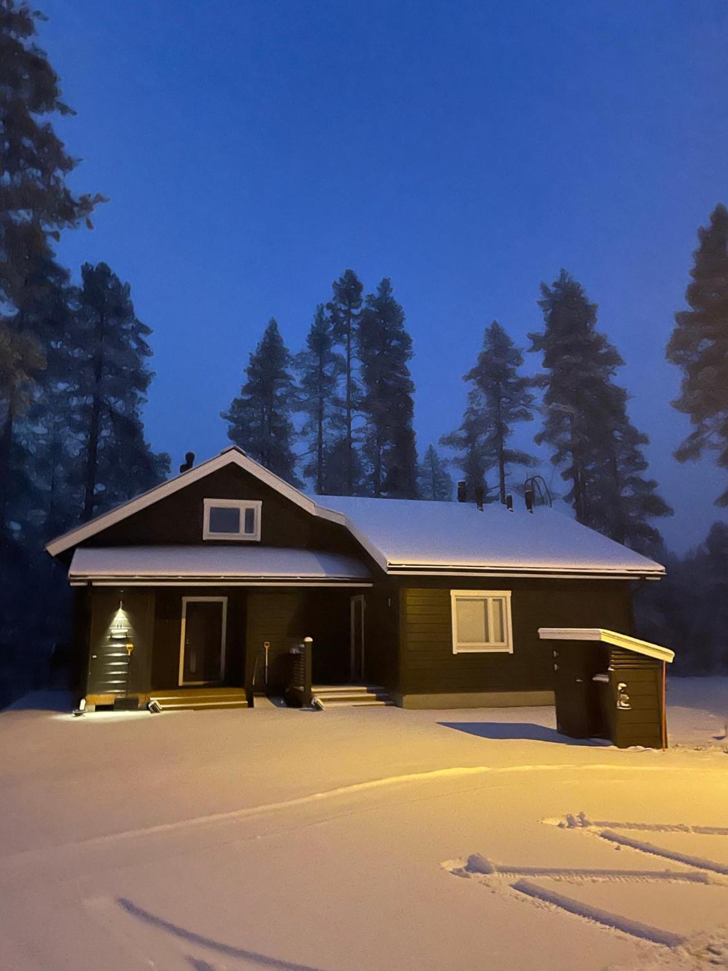 Villa Lumihelmi A & B Äkäslompolo Kültér fotó
