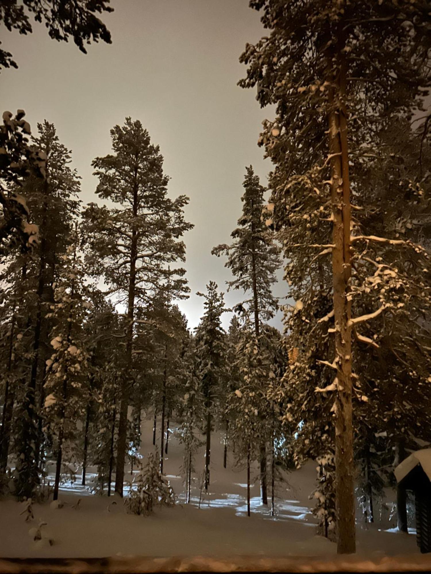 Villa Lumihelmi A & B Äkäslompolo Kültér fotó